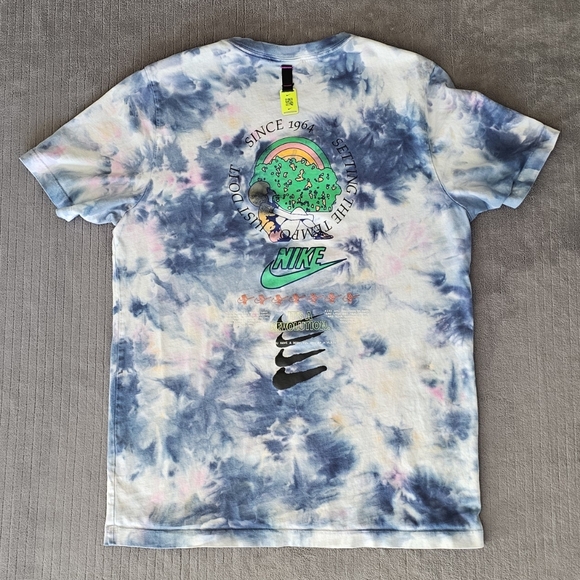 Nike Air Sportswear Mens Festival Tie Dye T-Shirt Size Medium - Picture 6 of 8